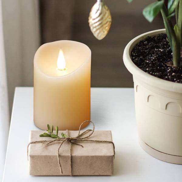 Lotti - Bougie lumineuse en cire ivoire flamme 3D minuterie 10cm LED blanc chaud Lotti - Imagen 1