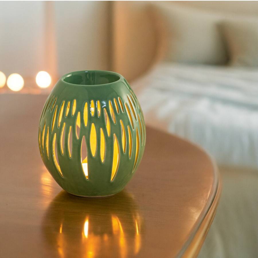 Brûle-Parfum Céramy Ovali Vert Olive 45 ml - Atmosphère Parfumée - Artisanat Contemporain - Déco Cadeau Minimaliste - H 12,5 cm - Image 4