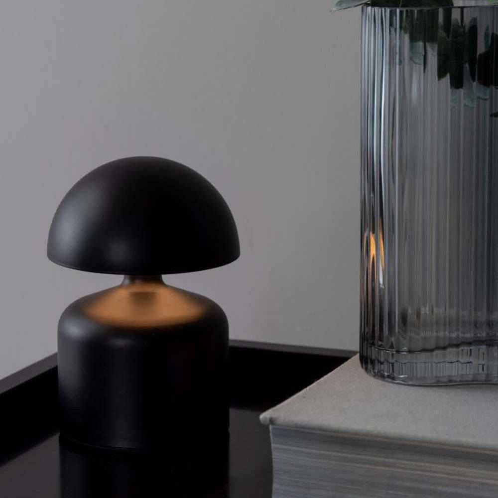 Leitmotiv - Lampe à poser en métal Impetu LED - Imagen 2