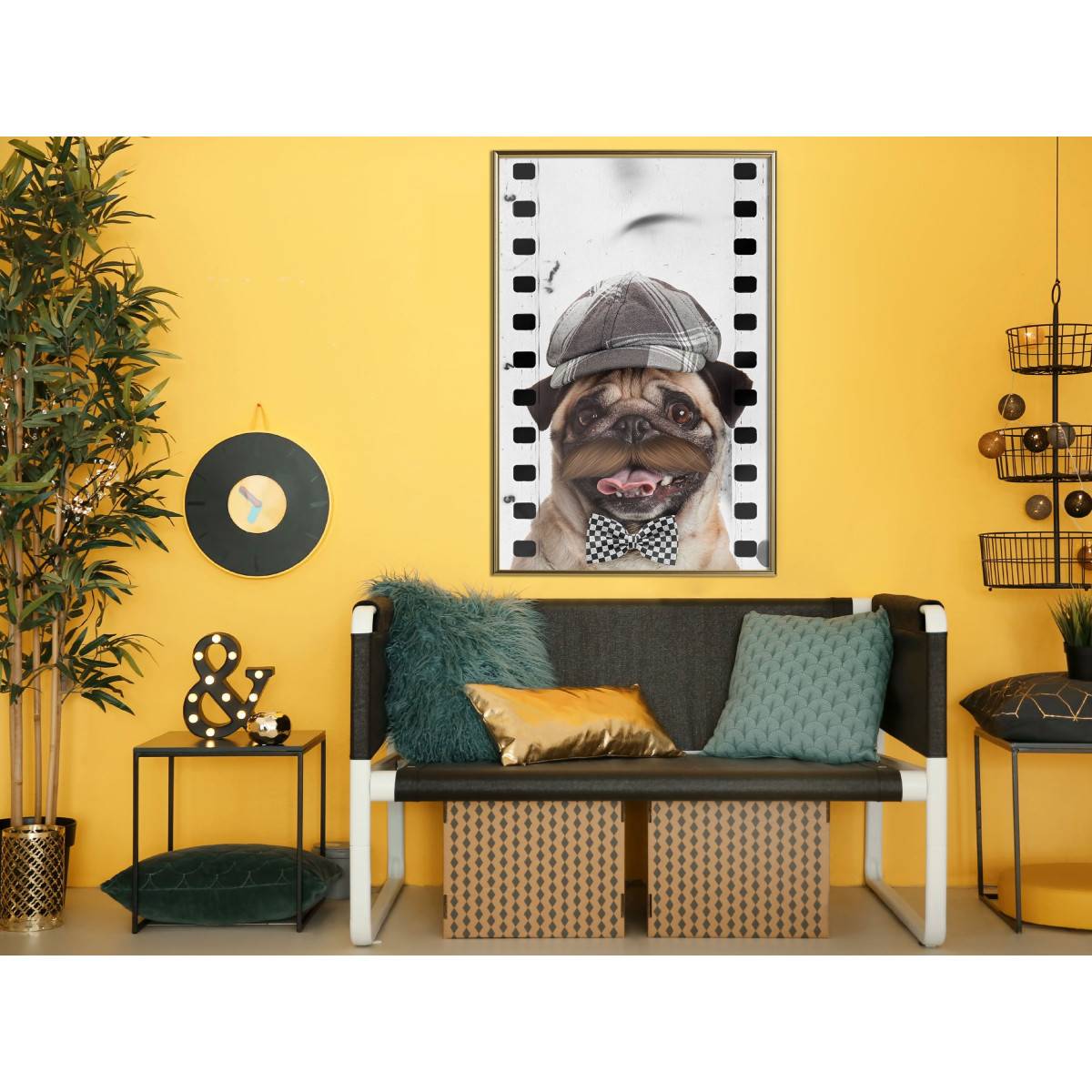 Affiche Murale Encadrée "Dressed Up Pug" 40 x 60 cm Or - Image 2