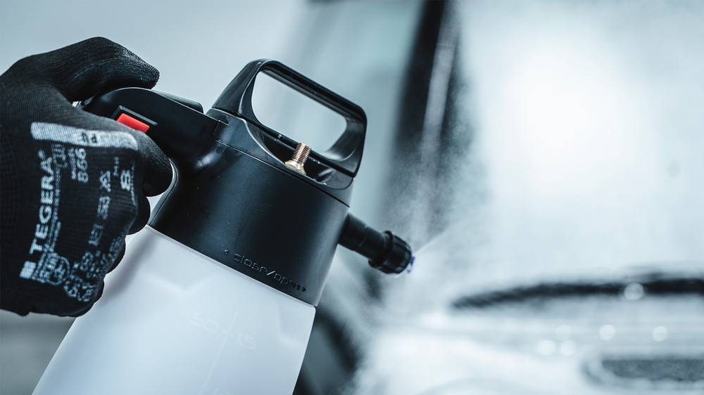 Ik Sprayers - Pulvérisateur professionnel IK FOAM Pro 2 + pour agents moussants - valve Schrader IK Sprayers - Imagen 3