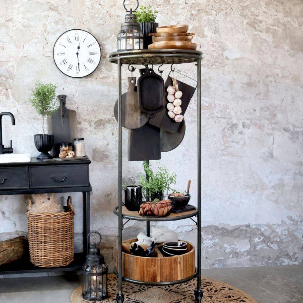 Chemin De Campagne - Etagère sur roues en bois recyclé marron et fer noir Ø.60 x Ht.160.5cm Chemin de campagne - Imagen 2