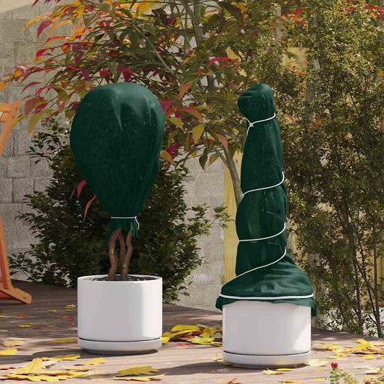 Voile Hivernage Vert Discret Tissu Non-Tissé Protection Plantes Contre Gel Intégration Paysagère 20x1,6m – ComfortXL Outdoor Living - Image 1