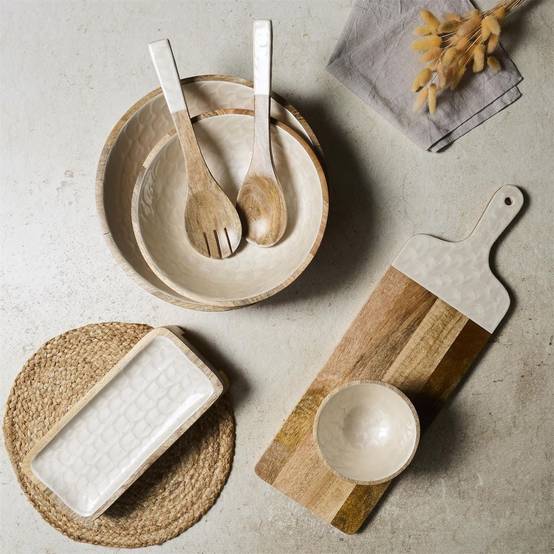 Saladier en bois de manguier avec intérieur texturé nid d'abeille beige (Ø33 cm) - - Image 4