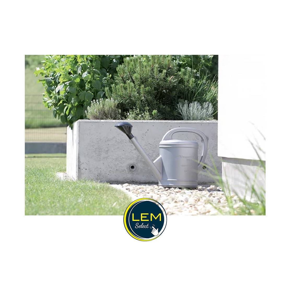 Arrosoir classique en plastique gris effet "métal" 10L - Image 2