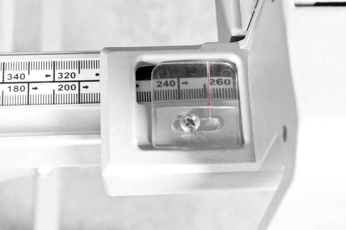 Scie circulaire - 1800W - 230V 50Hz Holzmann - Image 2