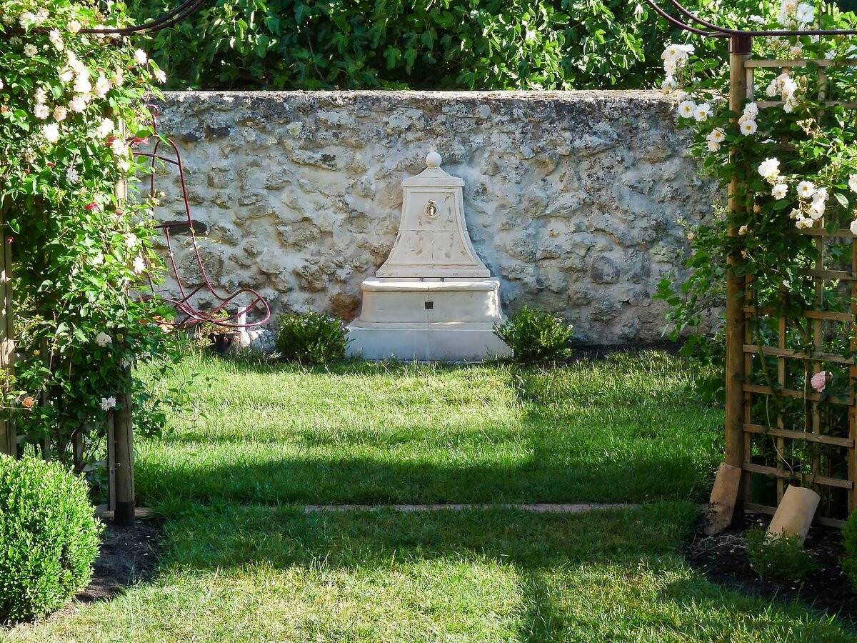 Fontaine " Baccarat" - Pierre Reconstituée  - 86 X 51 X 111 Cm -habitat Et Jardin - Imagen 2