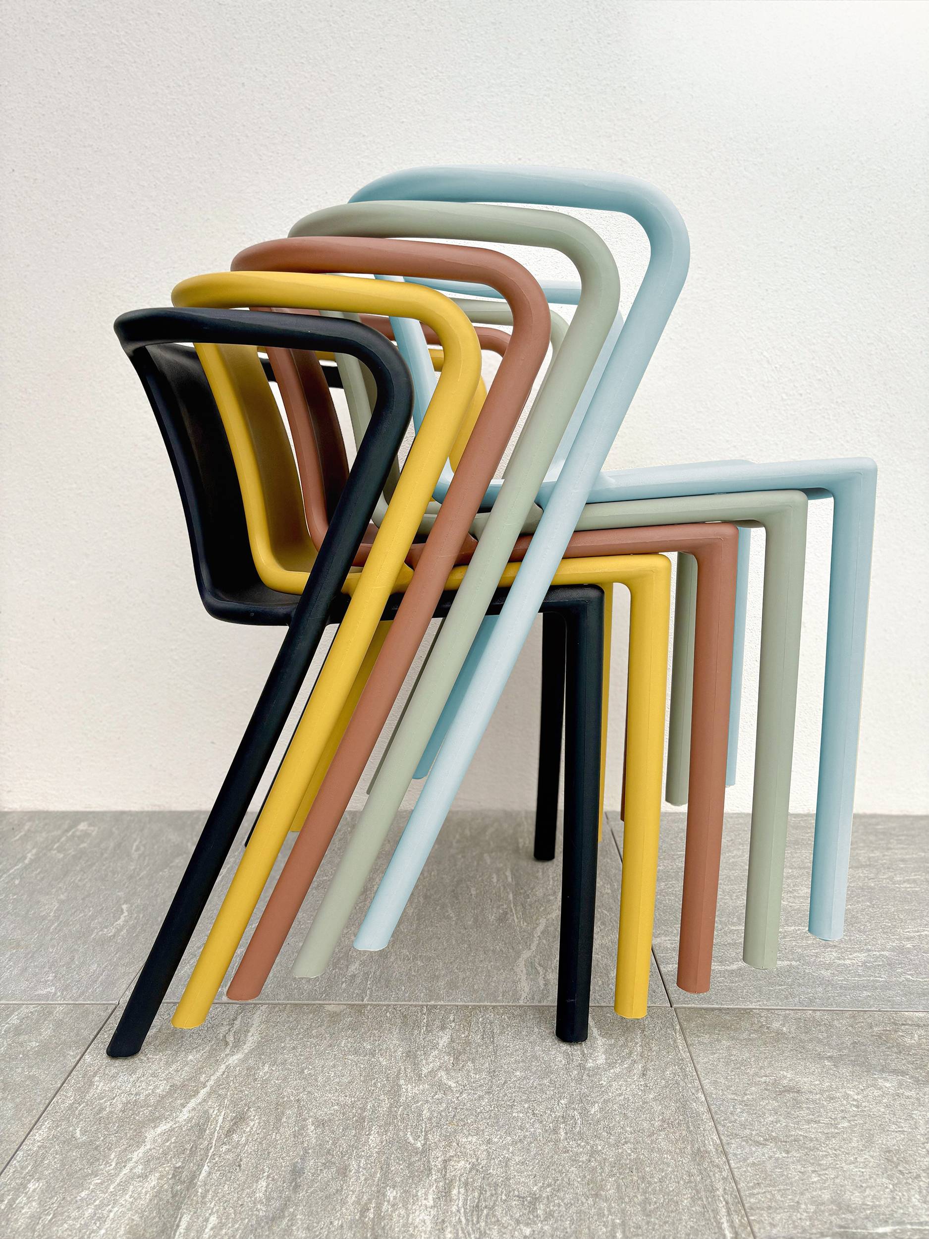 Fauteuil de jardin empilable en Polypropylène - Bleu azur - DIEGO - Image 4