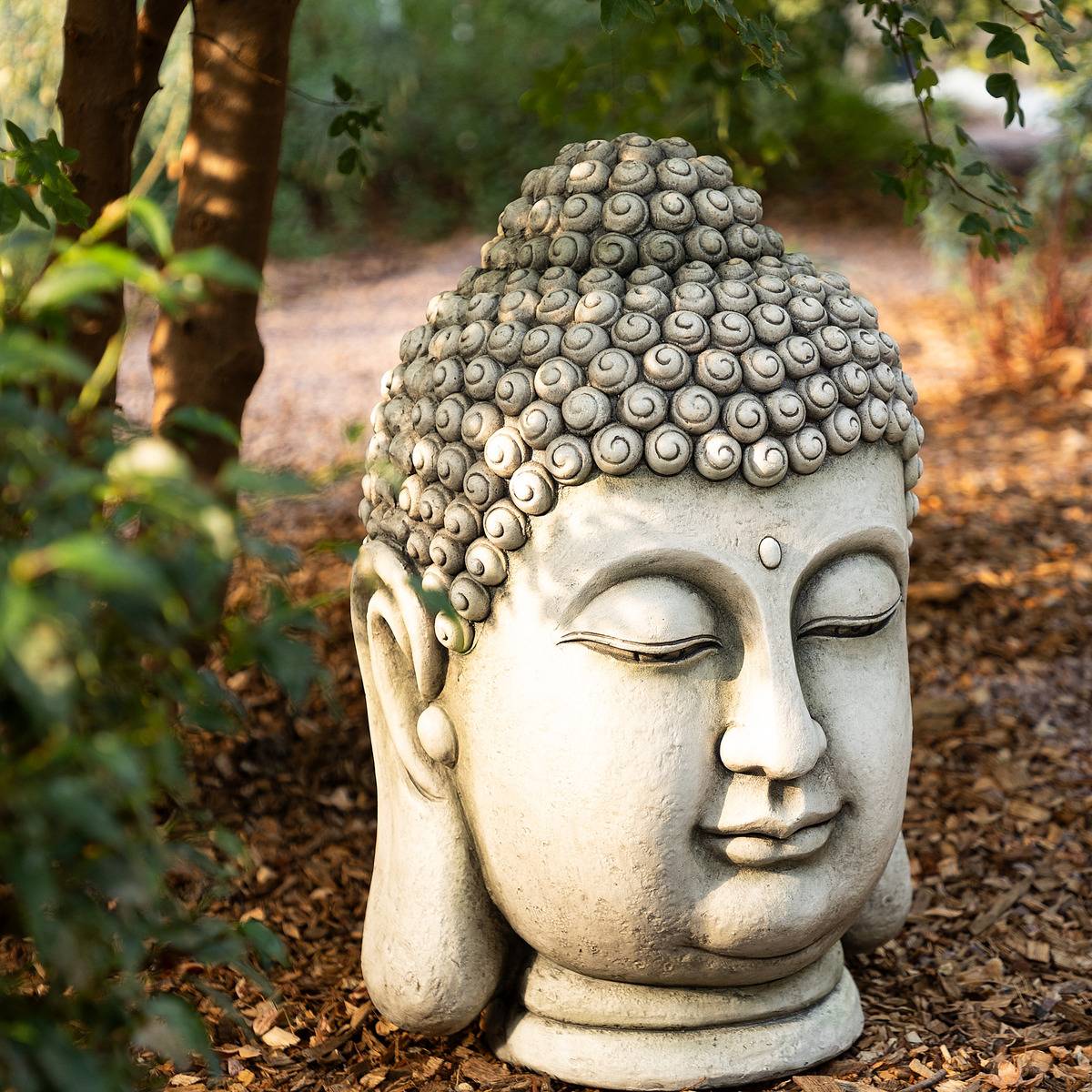 Atmosphera - Tête Bouddha déco extérieur H.60cm magnésie gris - Atmosphera Créateur d'intérieur - Image 1