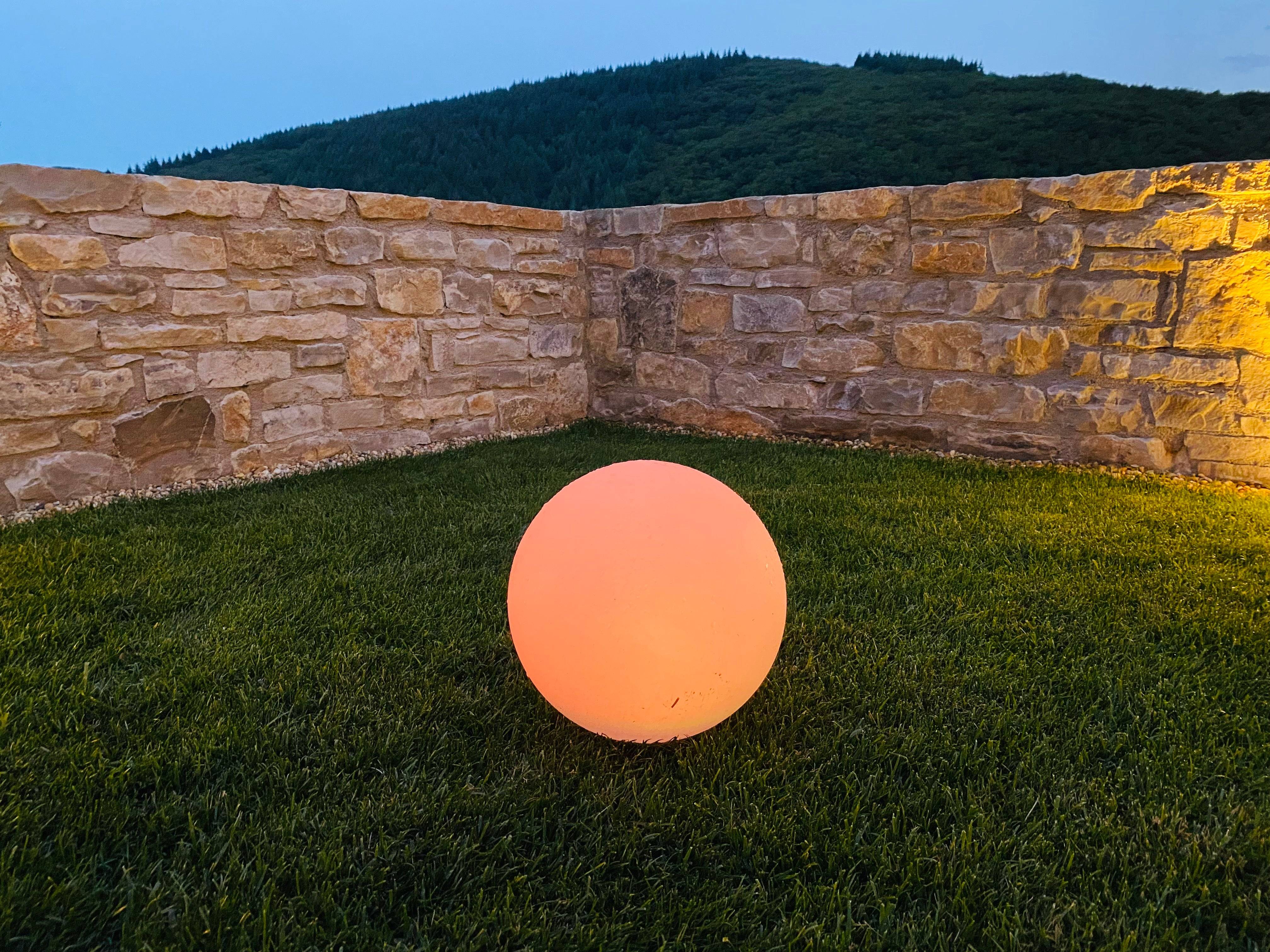 Lumisky - Boule lumineuse solaire multicolore SOLSTY D30cm - Imagen 5