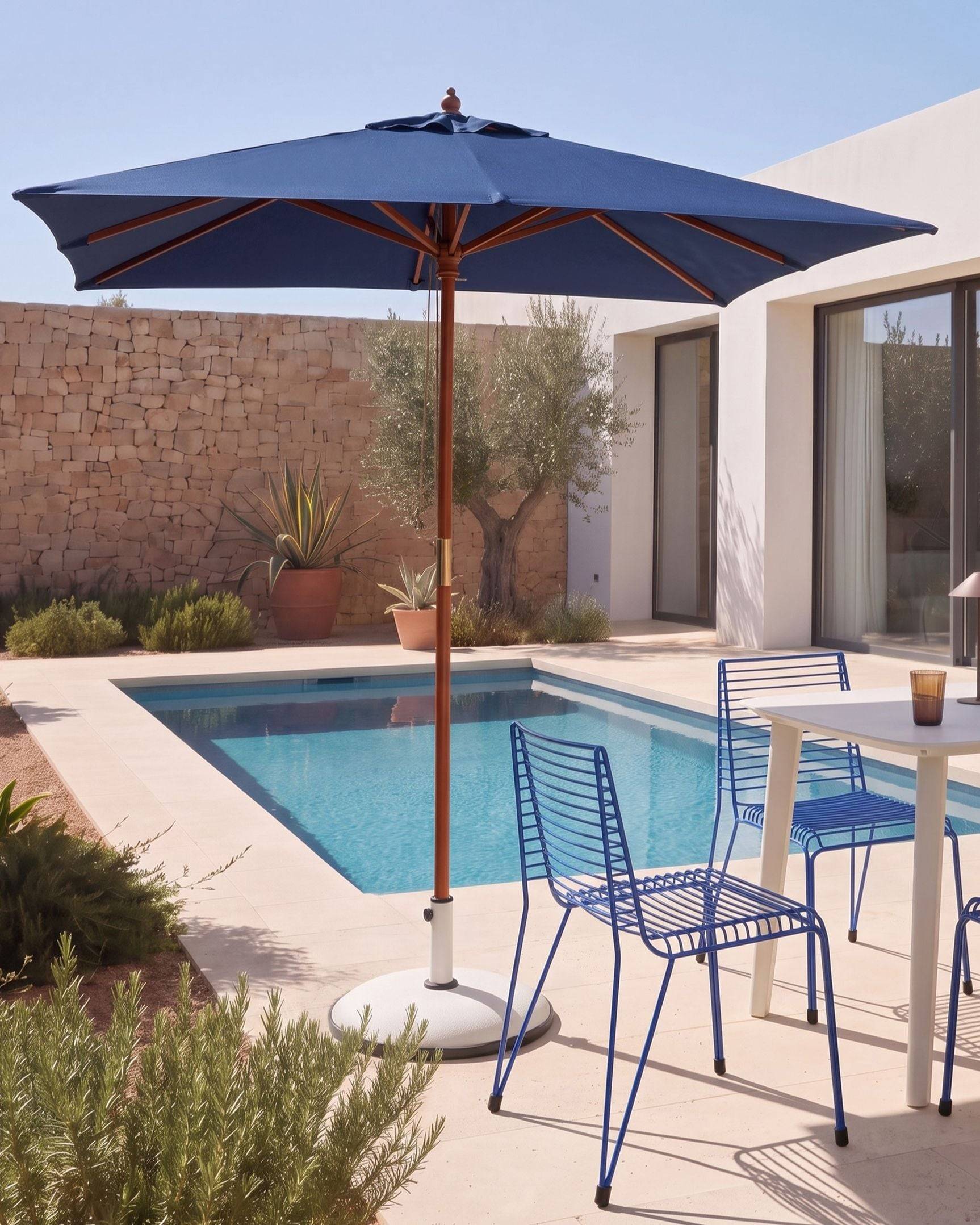 Beliani - Parasol droit Tissu Bleu marine FLAMENCO - Beliani - Imagen 1