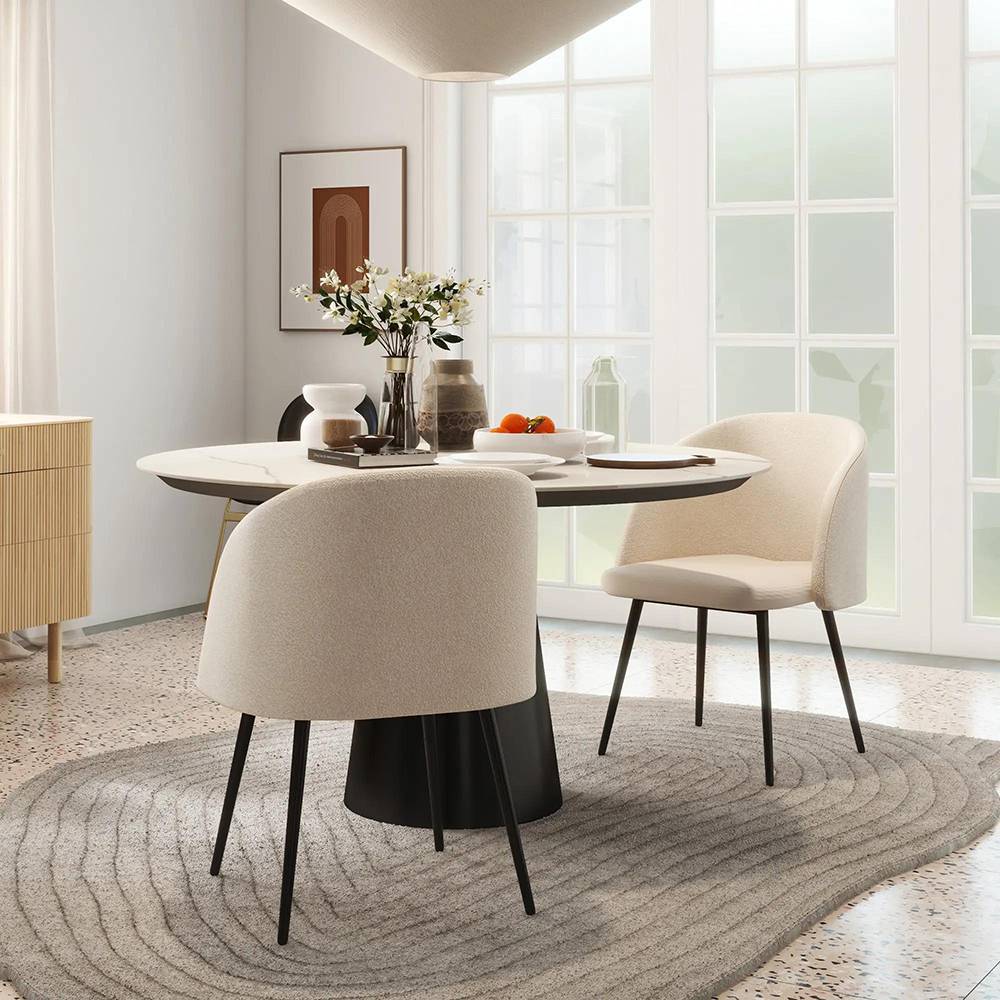 KOMHTOM - Lot de 2 chaises de salle à manger avec dossier en tissu effet laine boucleé pieds en acier 55 x 62 x 80 cm beige noir - Image 1