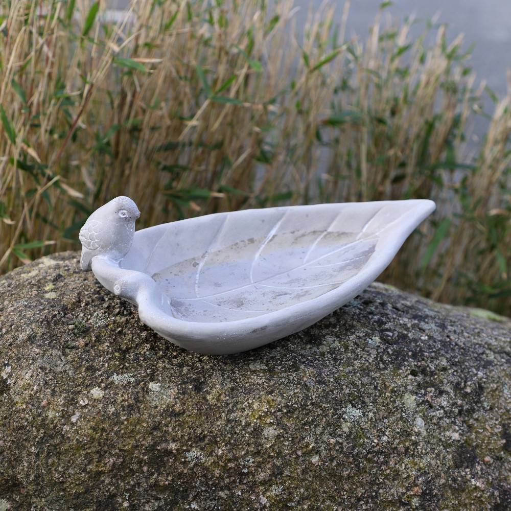 Bain d'oiseaux en béton gris 24 x 13 x 8 cm Chemin de campagne - Imagen 4