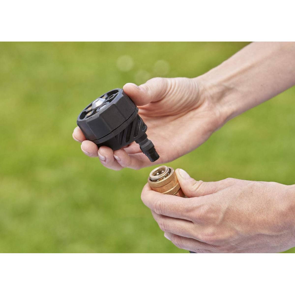 Nettoyeur haute pression à Batterie 18V 2Ah  24 bar 350 PSI Chargeur inclus Black & Decker - Imagen 3
