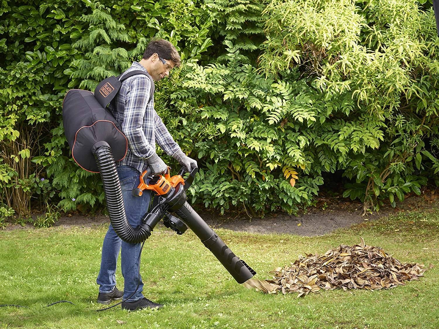 Black & Decker - Aspirateur souffleur électrique à fil + Souffleur option broyeur 3000W - Image 4