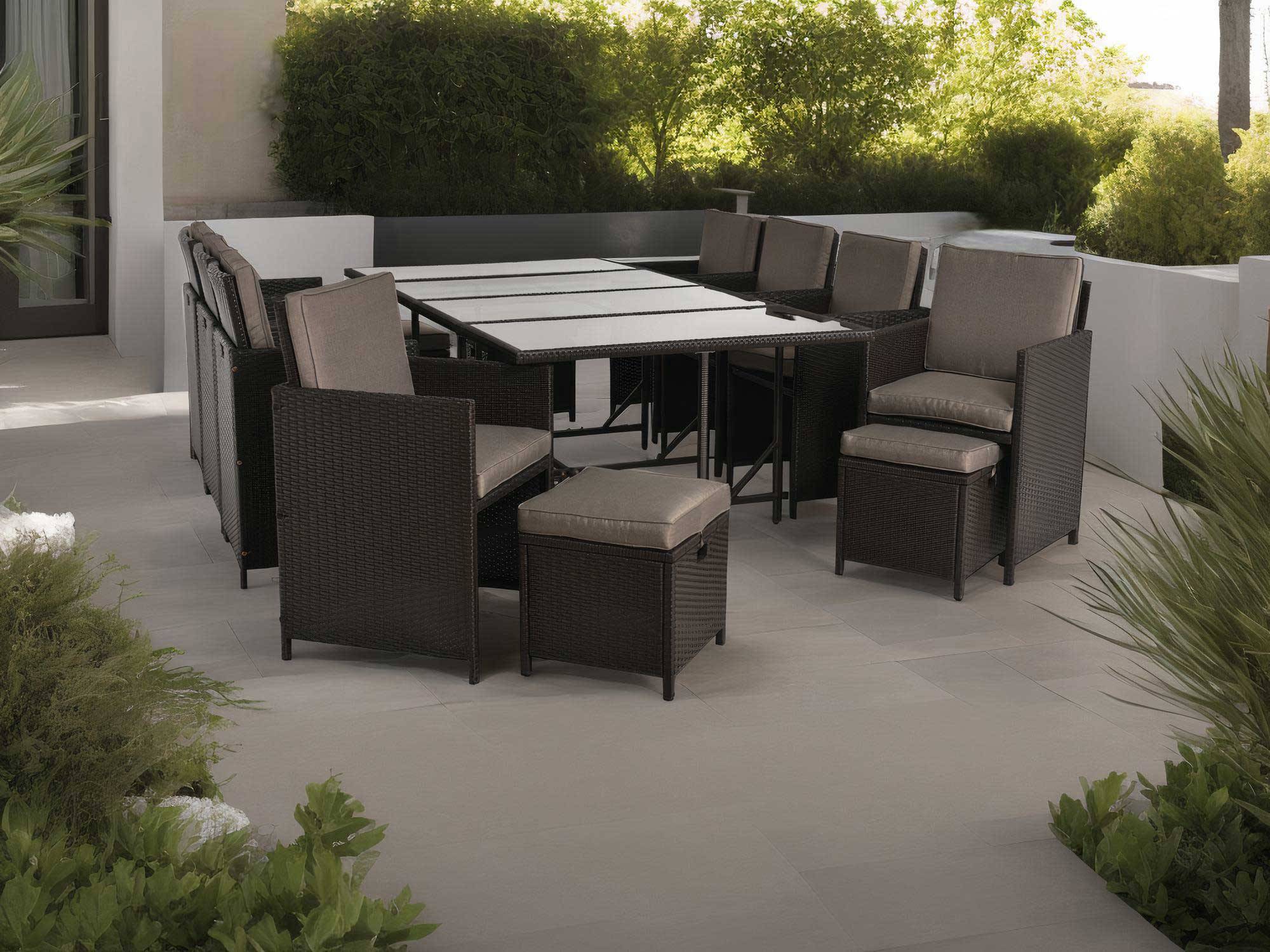 Best Mobilier - Tao - salon de jardin encastrable 12 places - résine tressée marron - coussins taupe - plateau en verre + housse de protection - Best Mobilier - Imagen 2