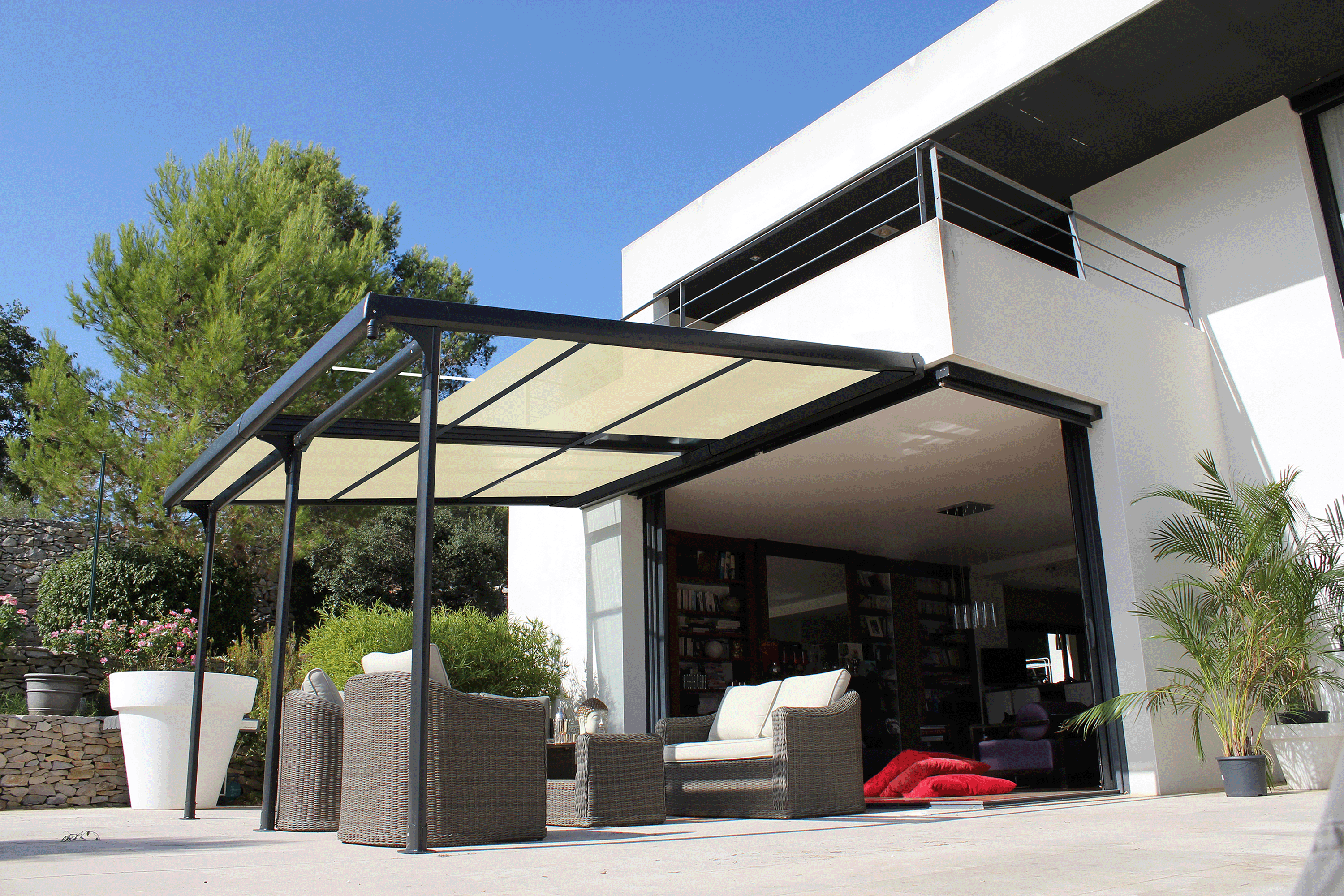 Couleurs du monde - Azura - Pergola Azura avec structure et kit stores enroulables - Couleurs du Monde - Imagen 1