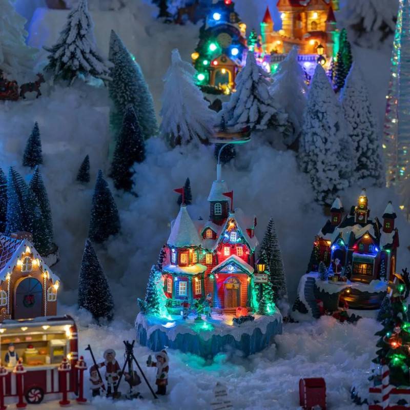 Feeric Christmas - Village lumineux maison du Père Noël 22 LED H.34,5cm musical - Feeric Lights & Christmas - Imagen 3