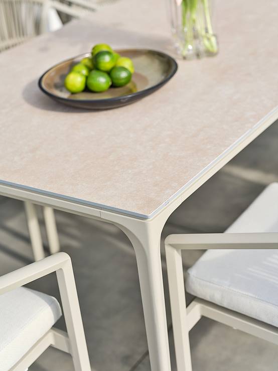 Ensemble repas de jardin TIGUA 8 places avec plateau en céramique sur verre - GREGE - REMARQUABLE - Image 4