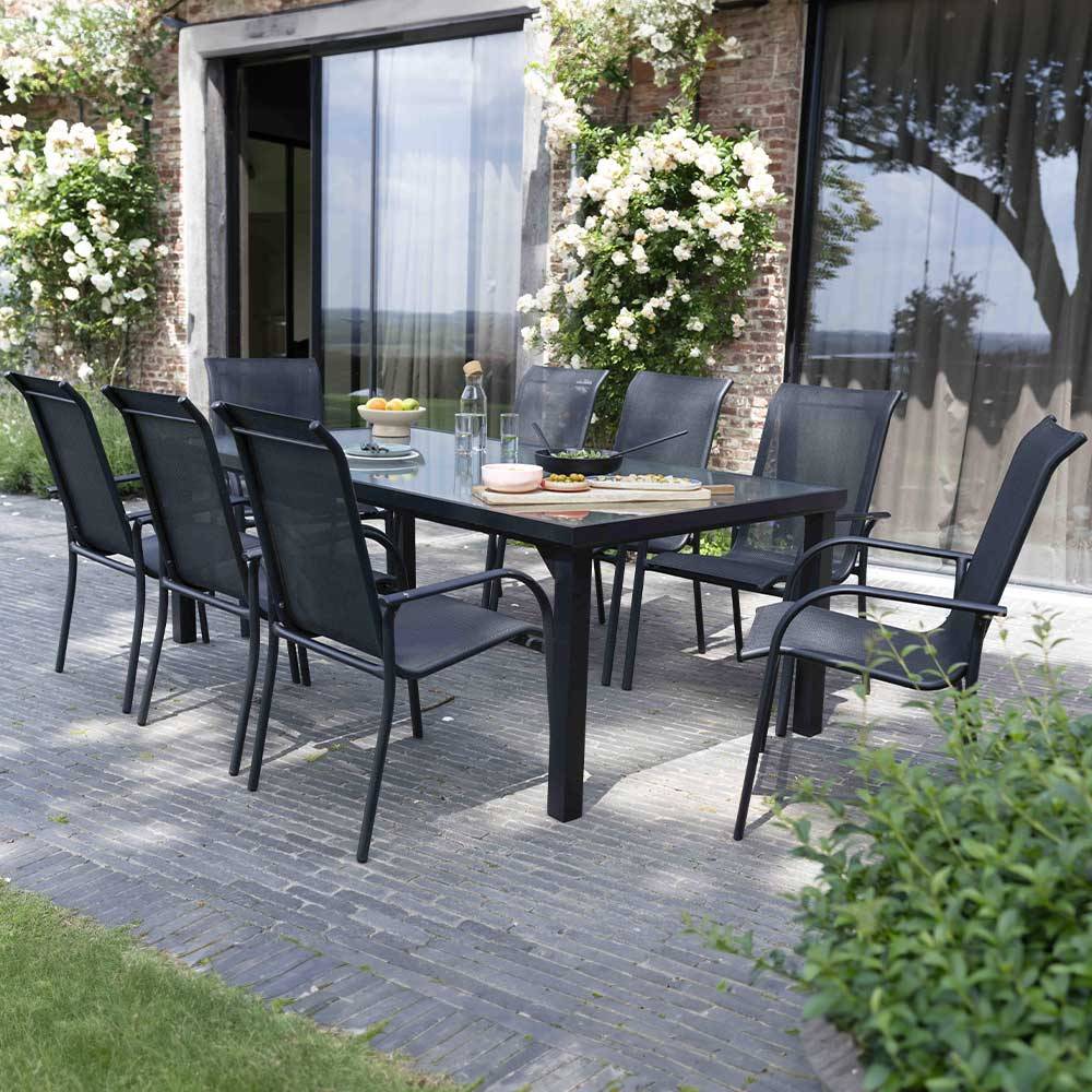 Wilsa Garden - Ensemble BLACKSUN 8p en aluminium, plateau en verre trempé avec 8 fauteuils en textilène - Imagen 2