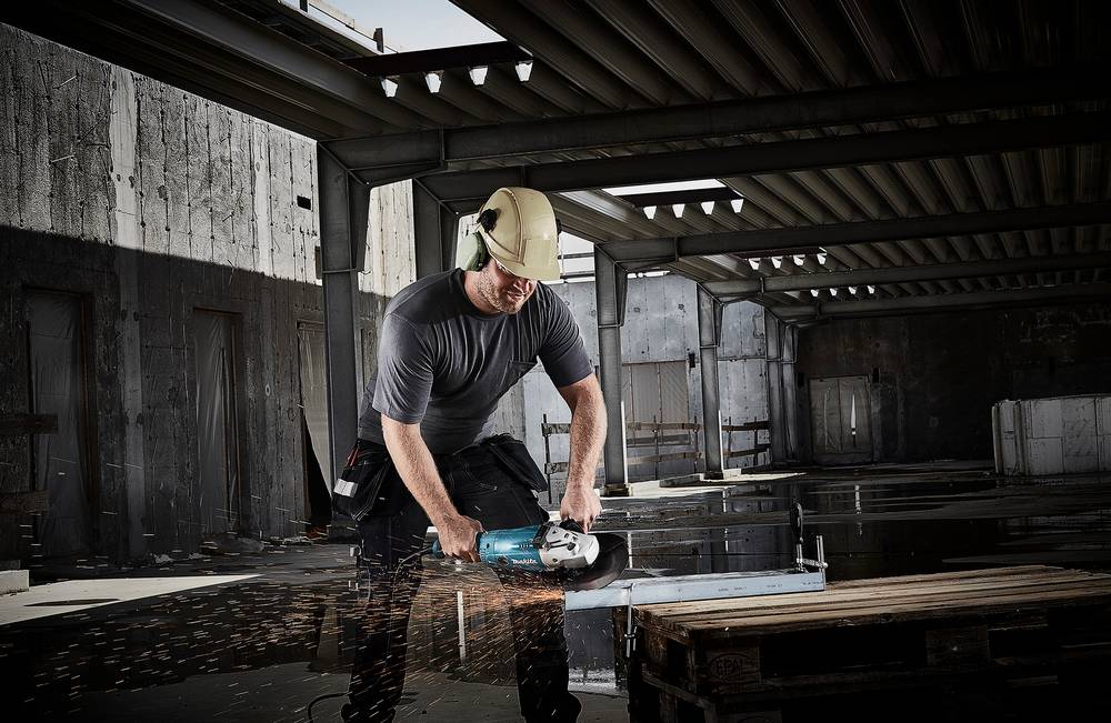 Meuleuse Ø 230 mm et 2200 W - MAKITA - GA9020 - Image 9