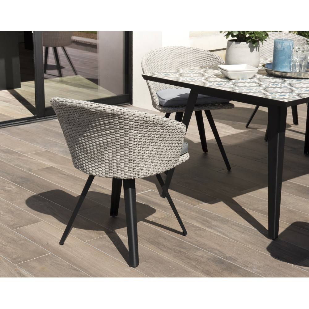 Macabane - VICK - Chaise de jardin en rotin synthétique gris avec coussin gris - Imagen 7