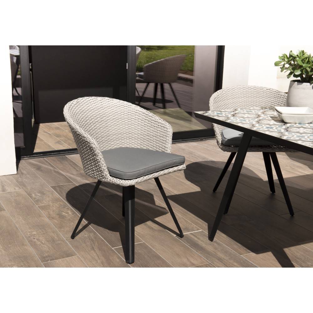 Macabane - VICK - Chaise de jardin en rotin synthétique gris avec coussin gris - Imagen 2
