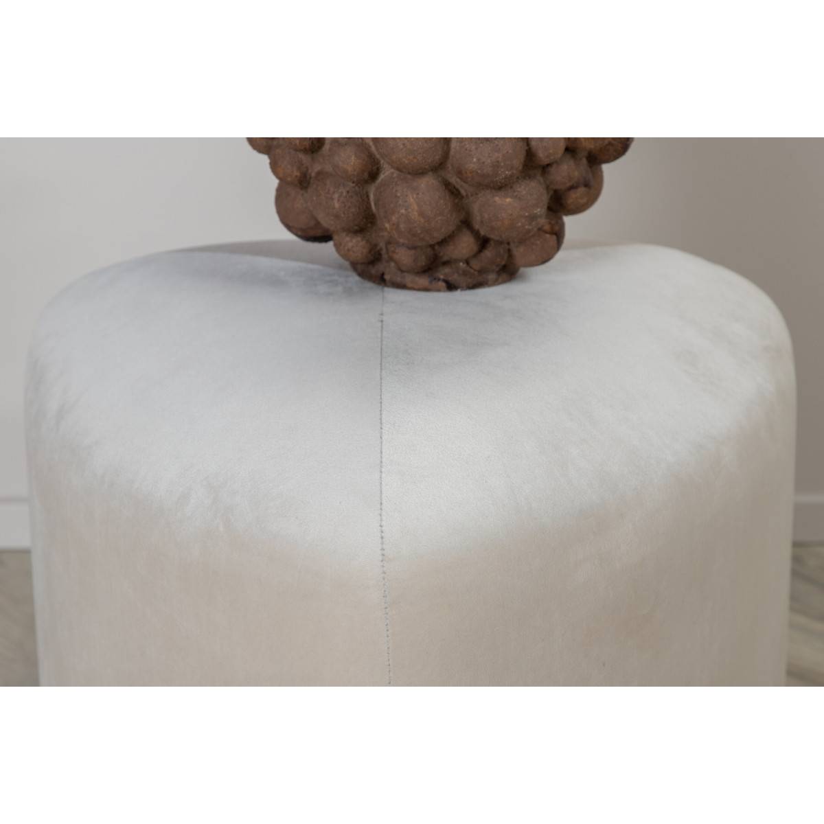 Paris Prix - Pouf en Velours "Peg" 46cm Beige - Image 7