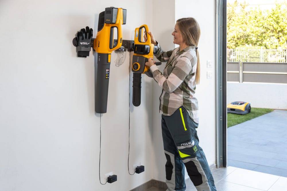 Stiga - Kit tronçonneuse CS 300e, batterie 20V (4Ah), coupe max 265 mm, sécurité avancée - STIGA - Image 3