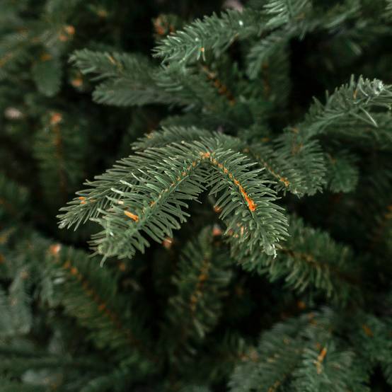 Sapin de Noël artificiel réaliste en PE/PVC 210 cm - Épicéa de Serbie - Little Grove - Image 4