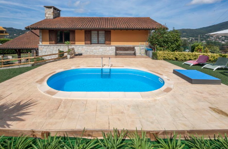 Piscine enterrée Madagascar 700 x 320 x 150 cm Ovale