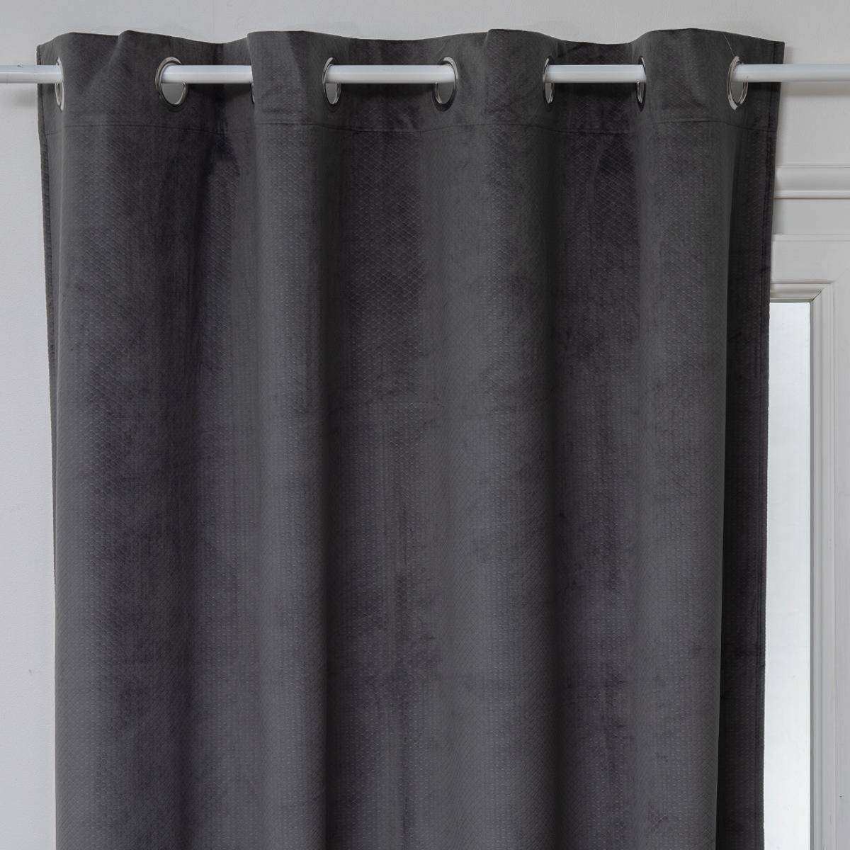 Atmosphera - Lot de 2 Rideaux à  œillets Occultant en Velours Gris motif en relief 140 x 260 cm - Imagen 2