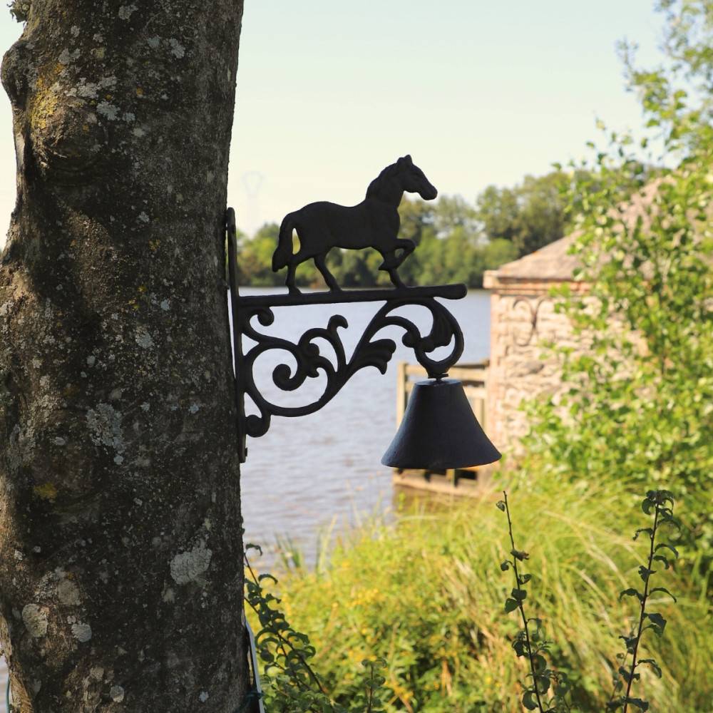 Cloche de jardin de porte ancienne cheval fonte marron 23x26cm Chemin de campagne - Imagen 2