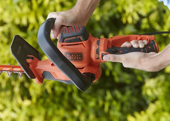 Black & Decker - Taille-haies filaire 650W 60cm - BLACK+DECKER - Poignée pivotante - BEHTS551-QS - Image 7