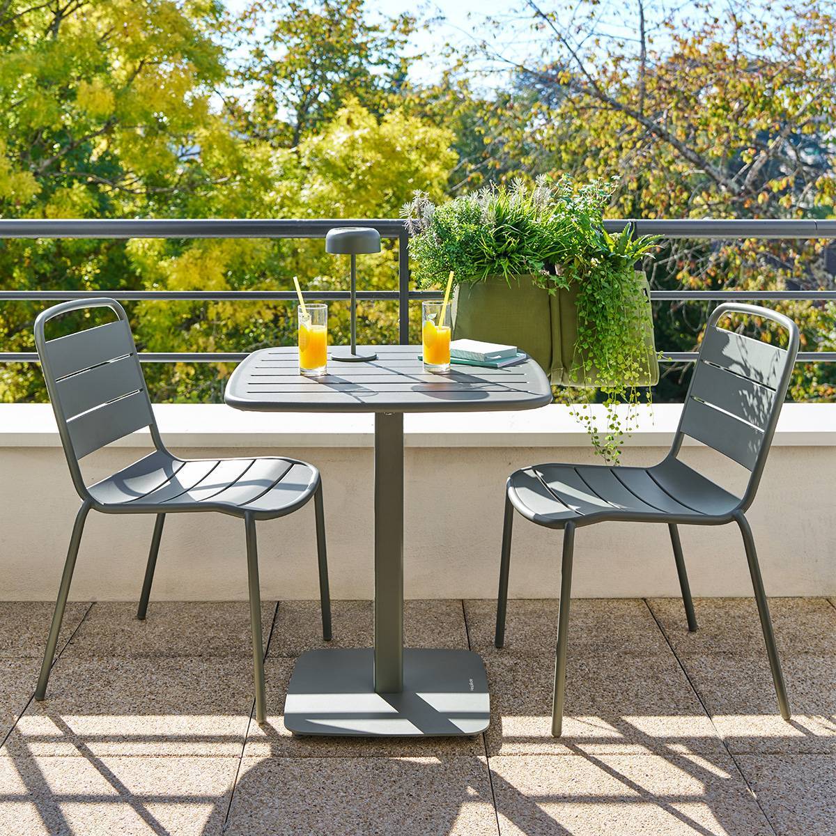 Hesperide - Table de jardin 2 places Alegoria 70x70cm vert laurier - Hespéride - Image 1