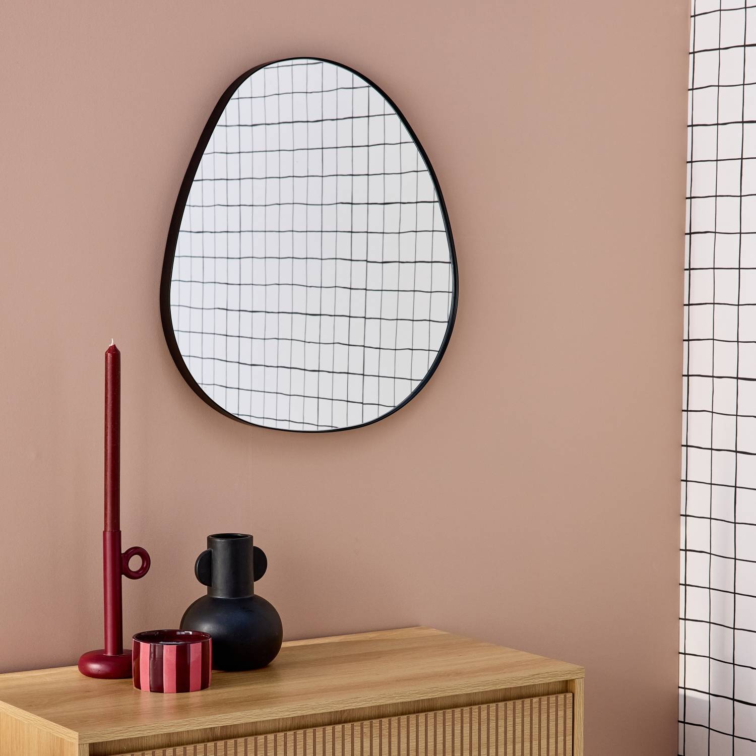 sweeek - Miroir organique en métal noir HARPER | sweeek - Image 1