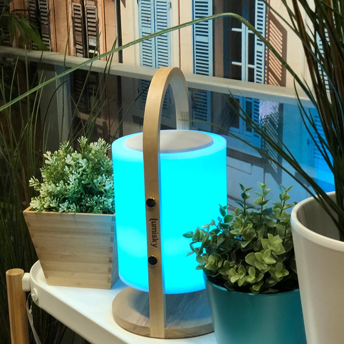 Lumisky - Lampe enceinte bluetooth multicolore WOODY PLAY H37cm - Imagen 8