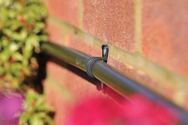 Hozelock - Attache murale en plastique pour tuyau d'alimentation d'irrigation 13mm (x12) HOZELOCK - Imagen 3