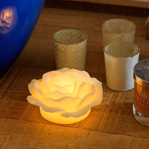 Lotti - Bougie en forme de rose lumineuse cire ivoire à piles LED blanc chaud effet flamme Lotti - Imagen 10