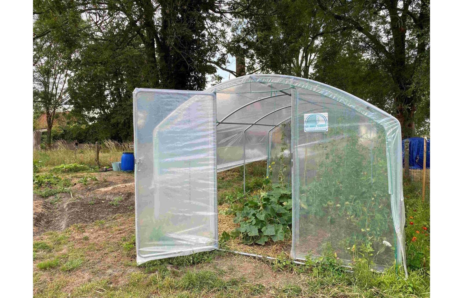 Serre tunnel de jardin - 13,5m² - 3 x 4,5 m - pieds droits - aérations latérales - 4 saisons - LES SERRES TONNEAU - Image 9