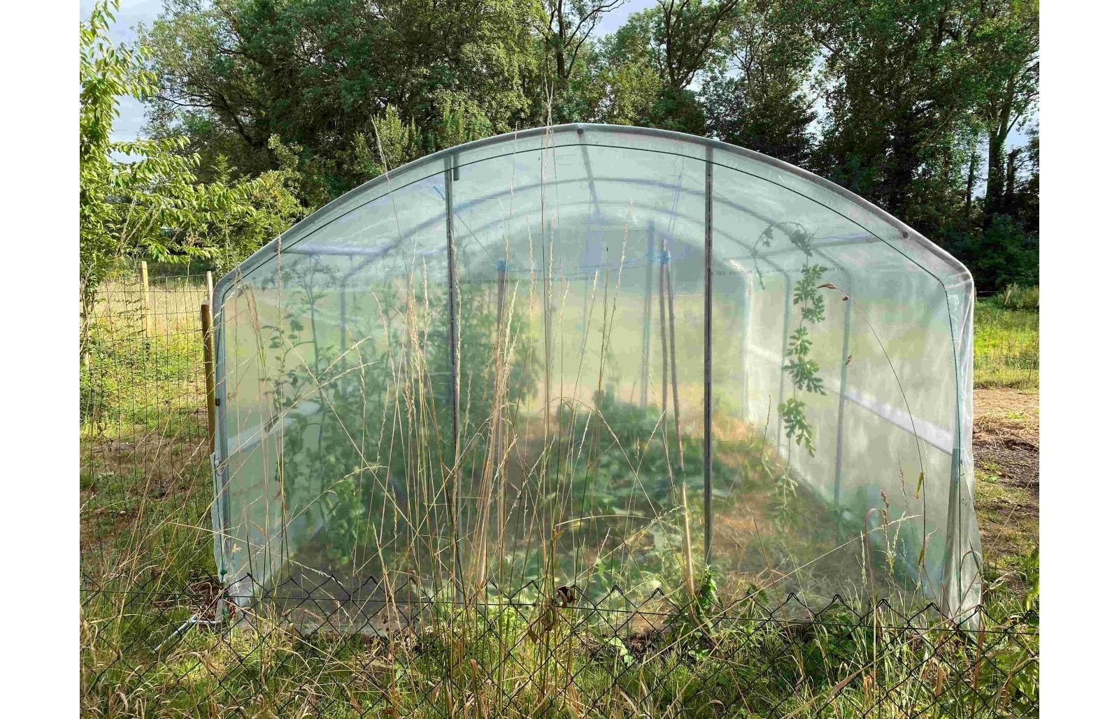Serre tunnel de jardin - 13,5m² - 3 x 4,5 m - pieds droits - aérations latérales - 4 saisons - LES SERRES TONNEAU - Image 7