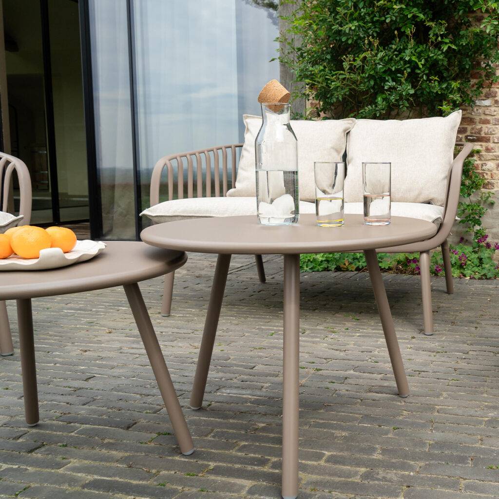 Lot de 2 tables de jardin rondes en acier Marron MARINA - Image 5