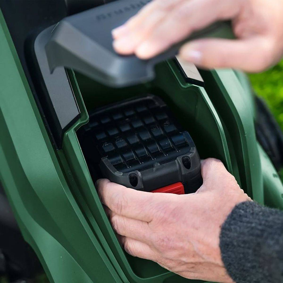 Bosch - Tondeuse à gazon sans fil ROTAK18V-32 - BOSCH - avec 1 batterie 4,0 Ah - chargeur - 06008B9P00 - Image 7