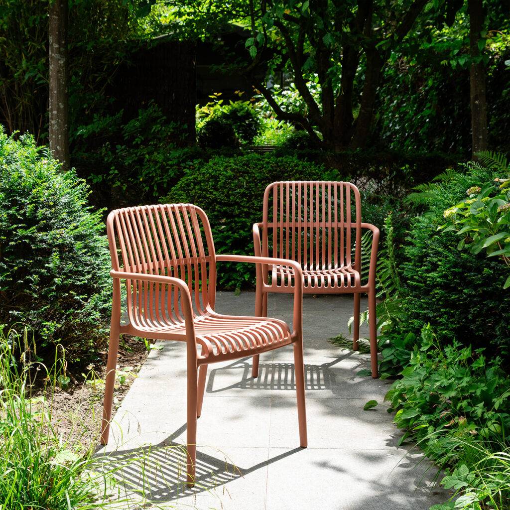 Lot de 2 Chaises hautes de jardin en résine Gris ANDREA - Image 9