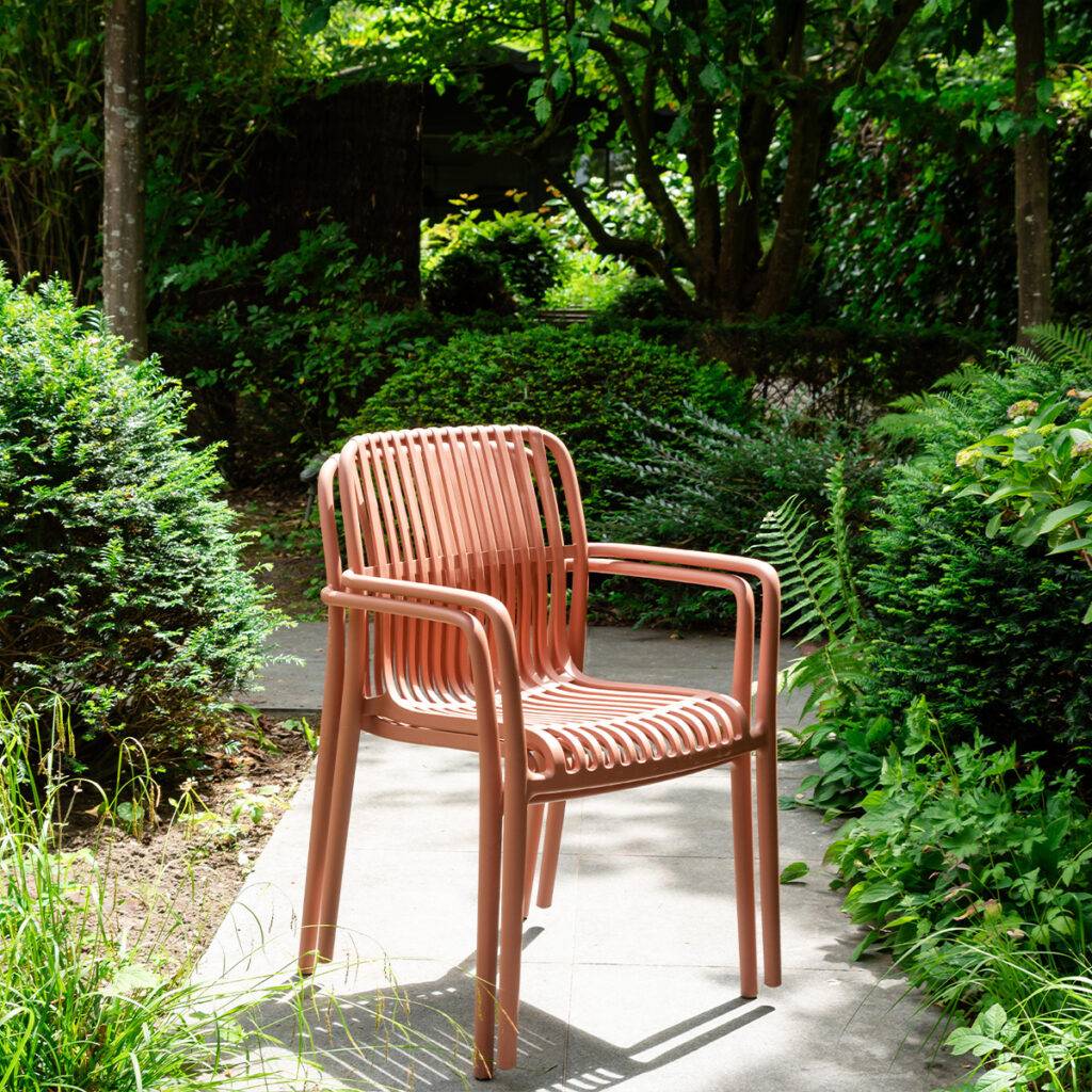 Lot de 2 Chaises hautes de jardin en résine Gris ANDREA - Image 10
