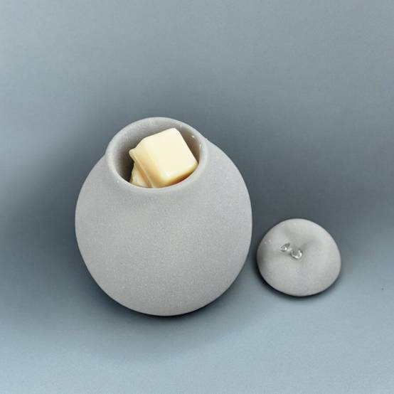 Brûle Parfum Belle Hélène - Brûleur Fondant Parfumé – Diffuseur Huile Essentielle – Bougeoir en Ciment - Haut: 12 cm - Zen'Arôme - Image 9