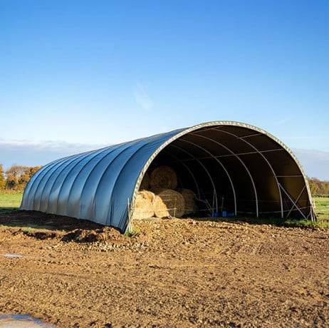 Plastidis - Abri tunnel largeur 9.30 m pas à 1.50 m - Long 13.50 m, type 250µ vert/blanc, Façade Pas de façade ni de porte, Fix. Sol béton - Imagen 10