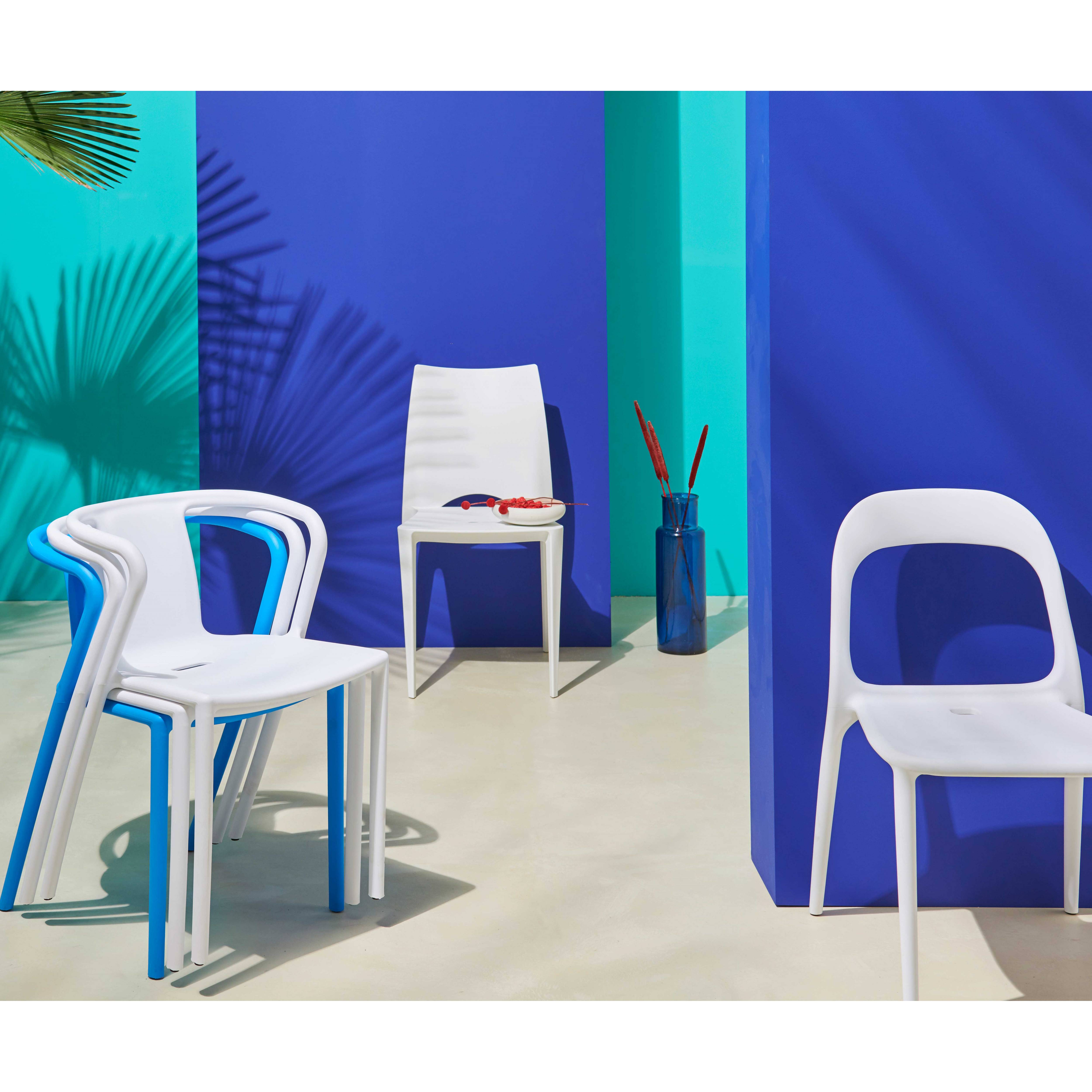 Oviala - Chaise en plastique de jardin bleu Milan - Oviala - Imagen 4
