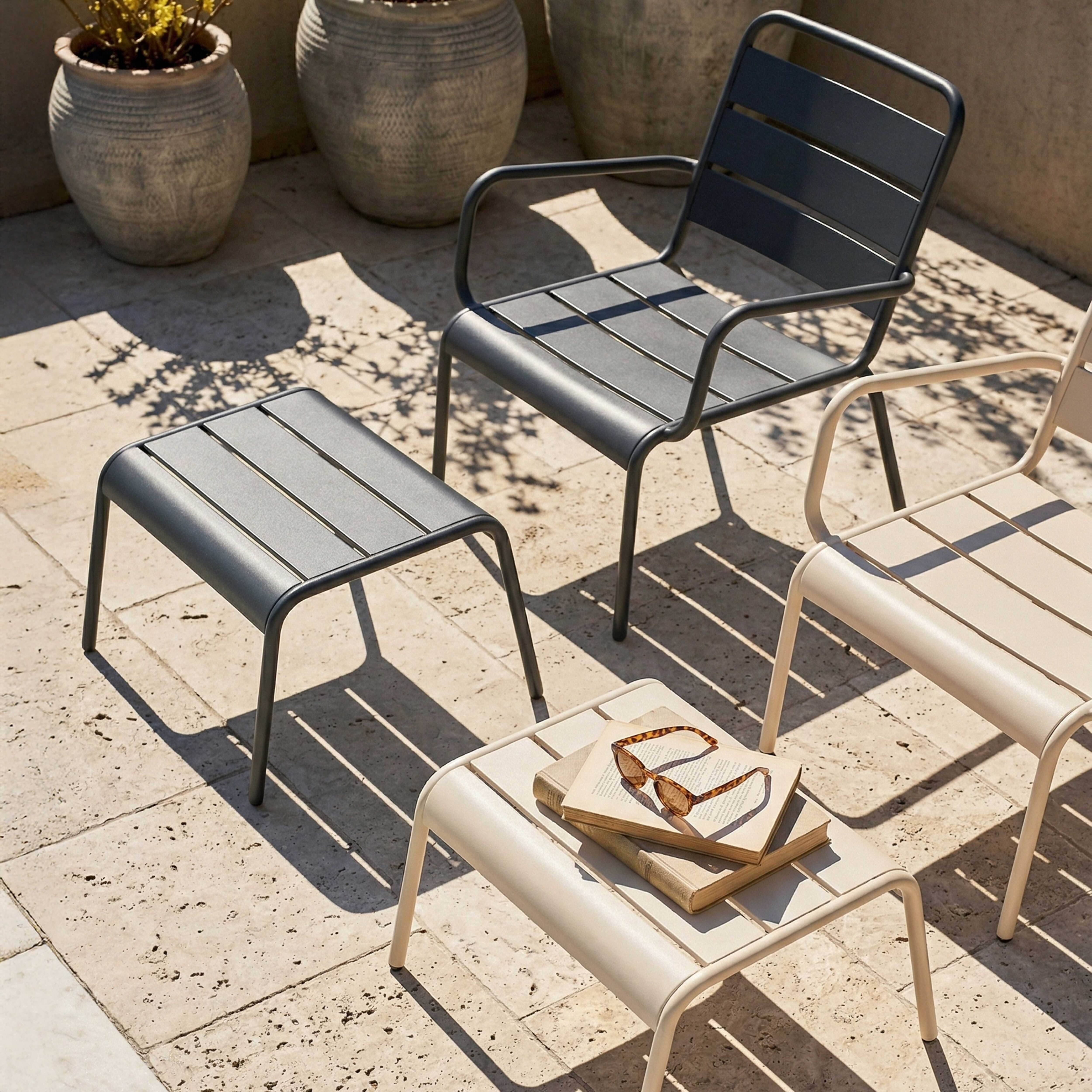 Oviala - Lot 2 fauteuils relax avec repose-pieds métal gris et ivoire Palavas - Oviala - Imagen 4