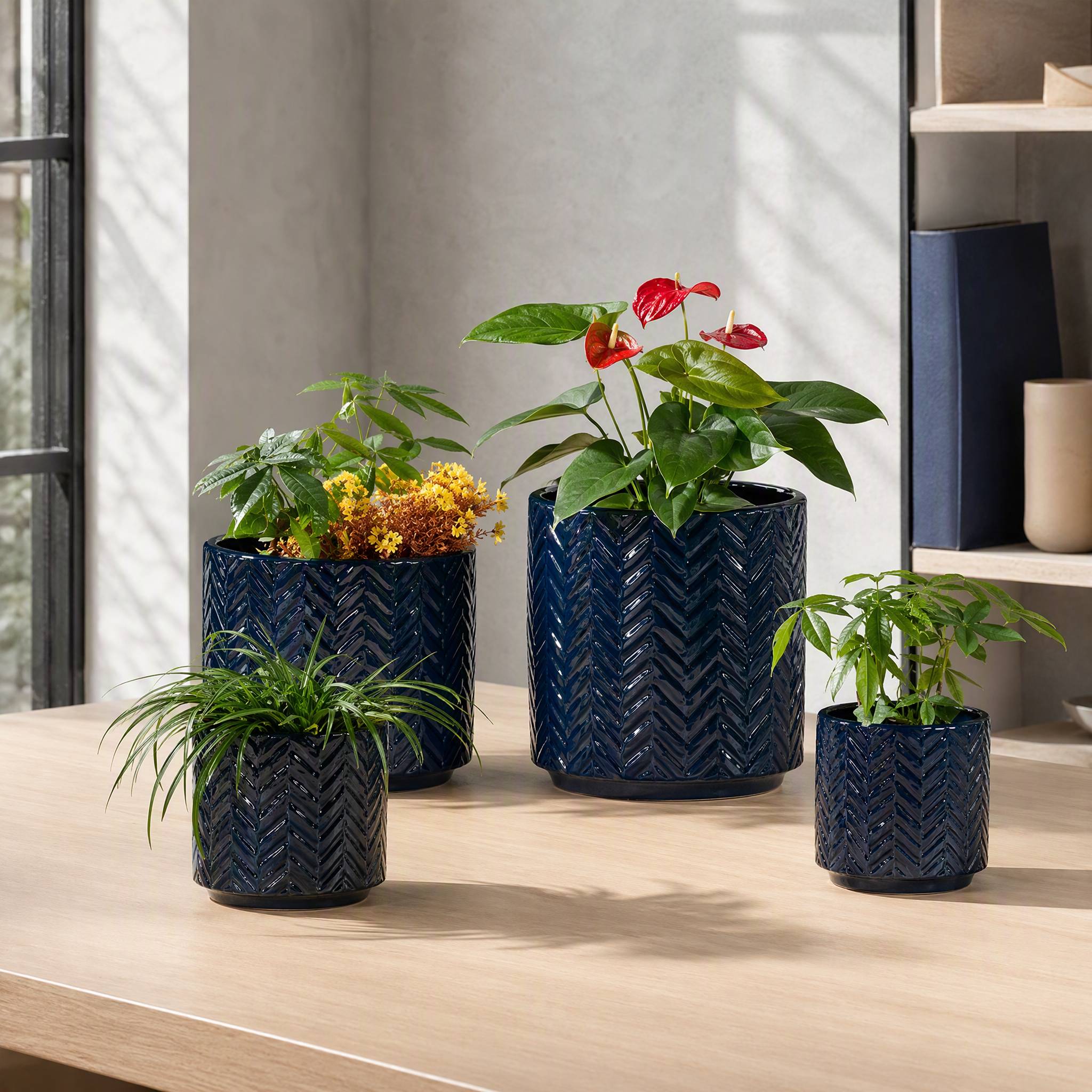 ComfortXL - Pot de fleurs céramique bleu marine Ø31 cm relief chevrons avec drainage pour intérieur balcon jardin - Image 2